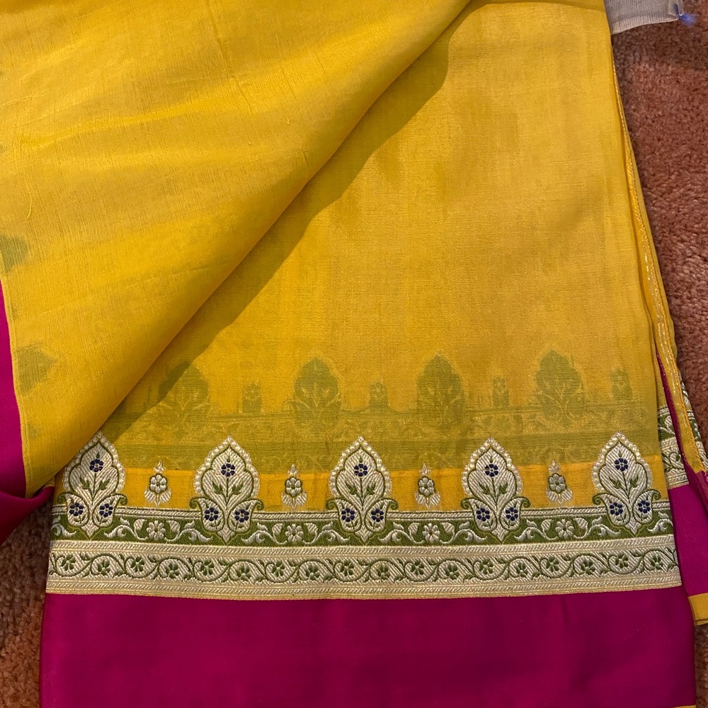 pure silk fabric sari from india